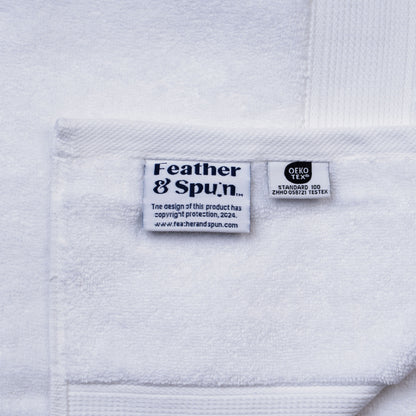Feather & Spun Bath Towel | Resort & Spa | Lavender Fragrance | Oeko-TEX® Standard 100 | Double Needle Stitch | Anti Microbial | 100% Cotton - 800 GSM | 76 cms x 137 cms | Pack of 1