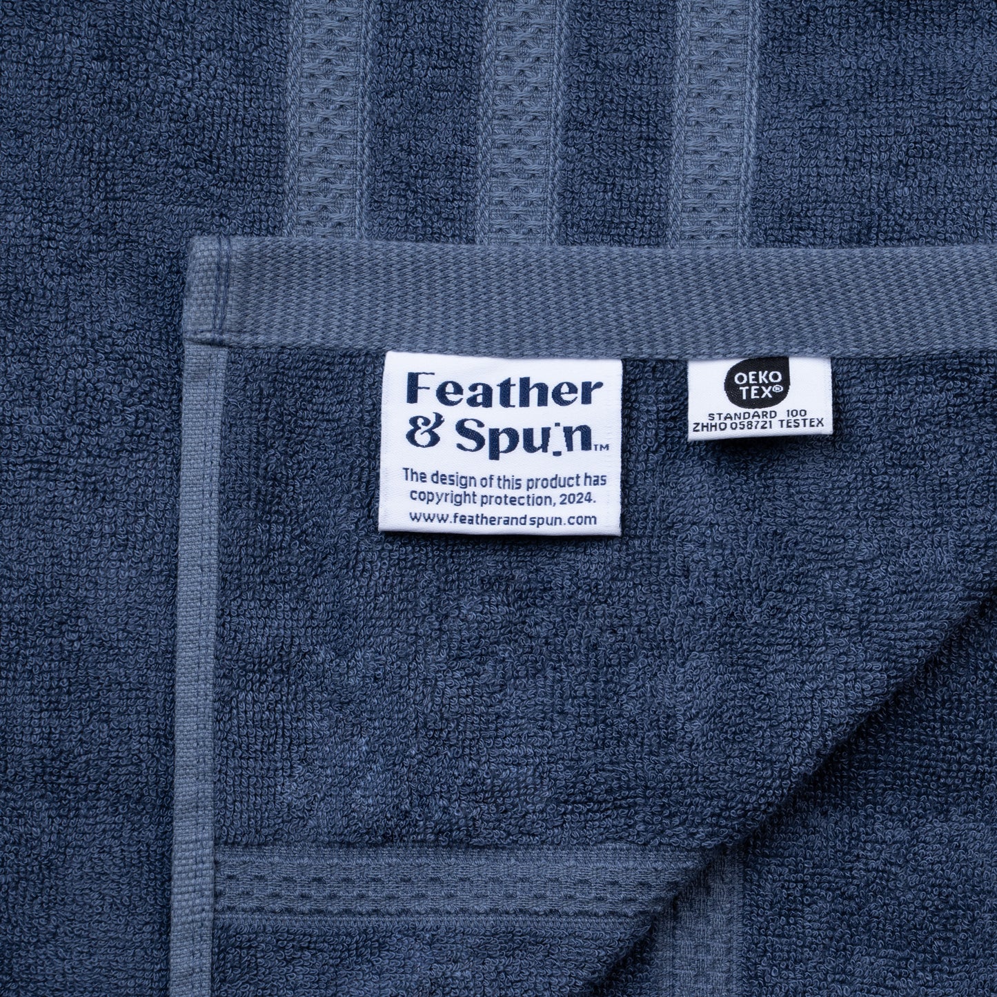 Feather & Spun Bamboo Cotton Bath Towel | Lavender Fragrance | Oeko-TEX® Standard 100 | Double Needle Stitch | Anti Microbial | 600 GSM | 76 cms x 137 cms - Midnight Indigo | Pack of 1