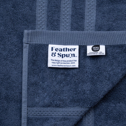 Feather & Spun Bamboo Cotton Bath Towel | Lavender Fragrance | Oeko-TEX® Standard 100 | Double Needle Stitch | Anti Microbial | 600 GSM | 76 cms x 137 cms - Midnight Indigo | Pack of 1