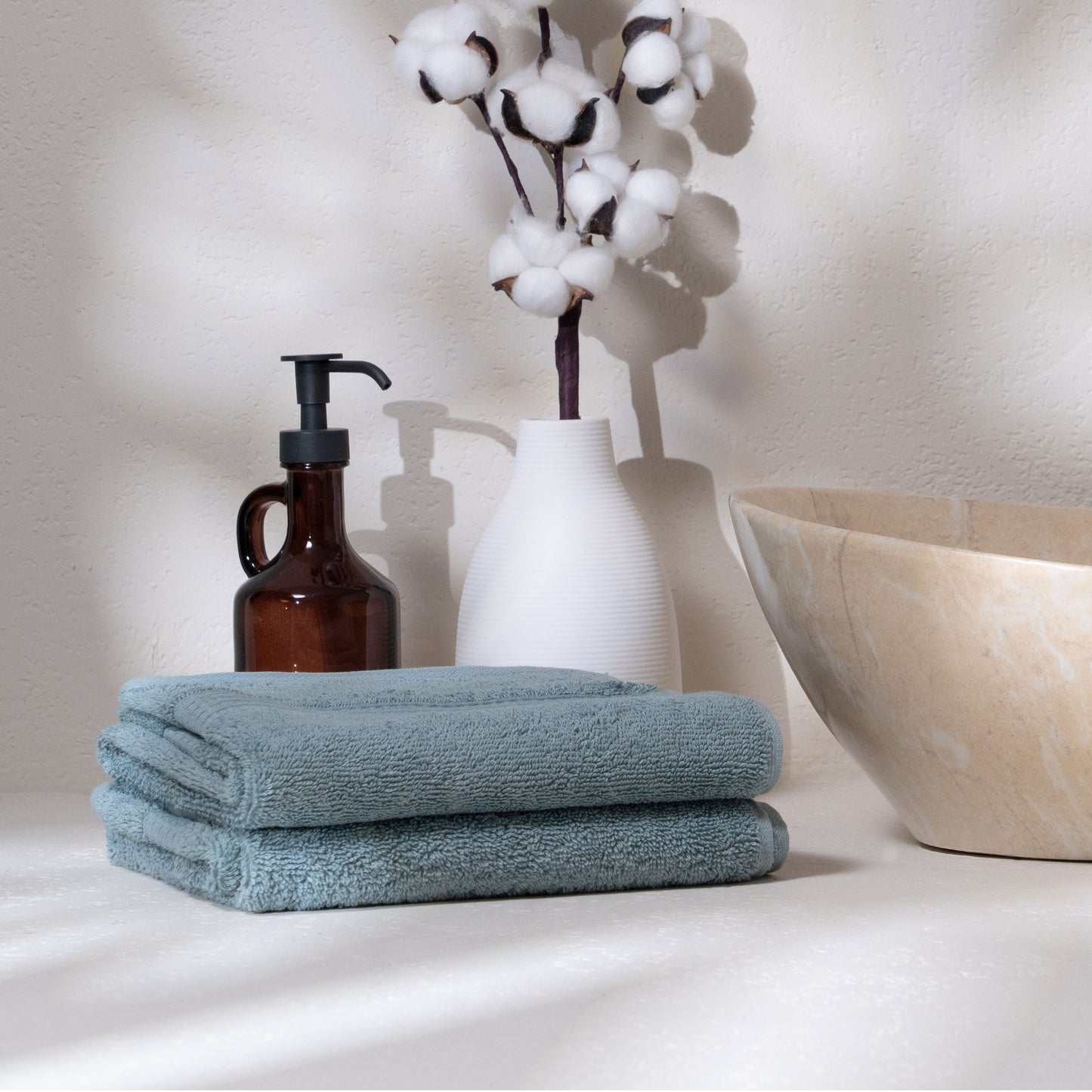 Feather & Spun 100% Organic Hand Towel | Lavender Fragrance | Oeko-TEX® Standard 100 | Double Needle Stitch | Anti Microbial | 100% Cotton - 550 GSM | 45 cms x 76 cms - Mint Breeze | Pack of 2