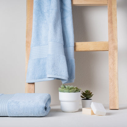 Feather & Spun 100% Organic Bath Towel | Lavender Fragrance | Oeko-TEX® Standard 100 | Double Needle Stitch | Anti Microbial | 100% Cotton - 650 GSM | 76 cms x 137 cms - Skywave Blue | Pack of 1